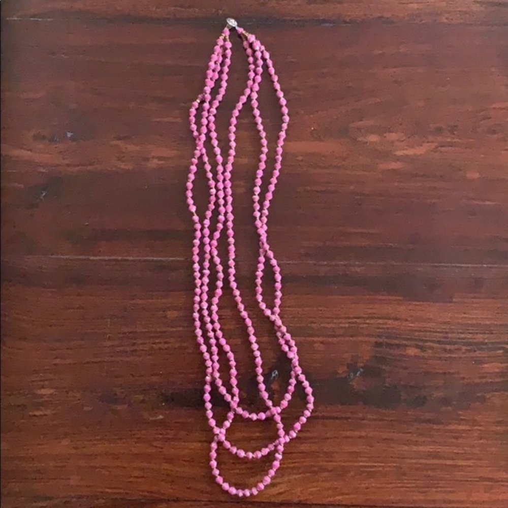 31 Bits Camellia Necklace